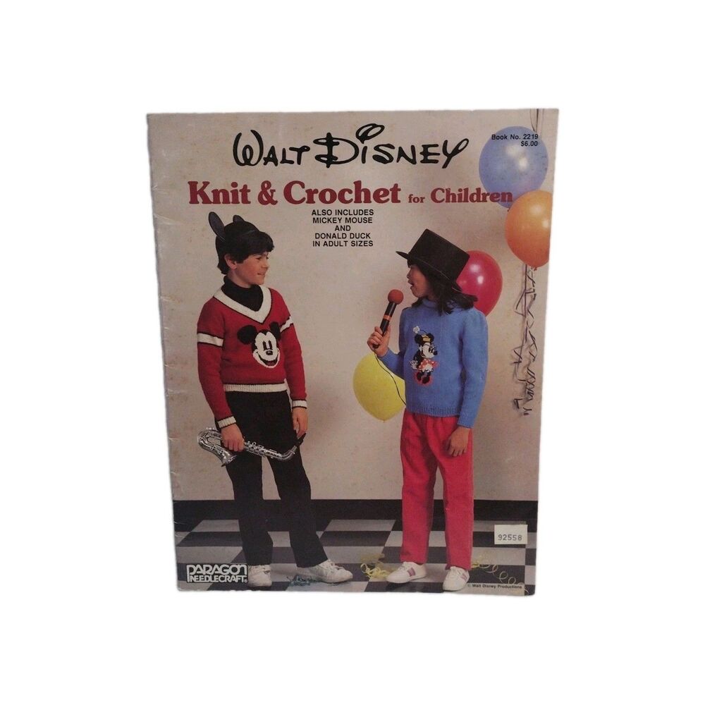 Paragon Walt Disney Knit/Crochet for Children 1985 Pullover Sweater Pattern Book